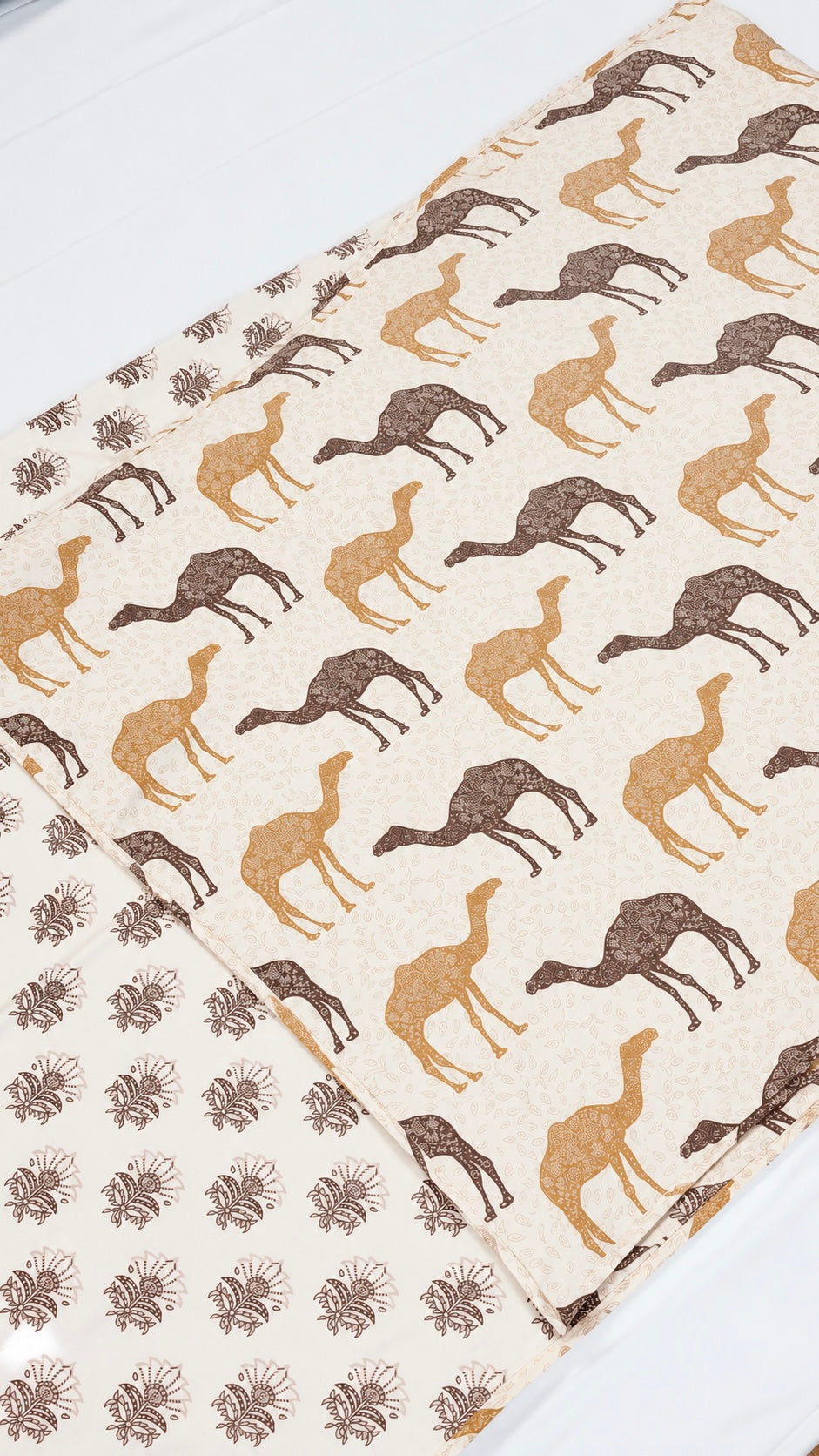 Desert Caravan Coverlet - Double